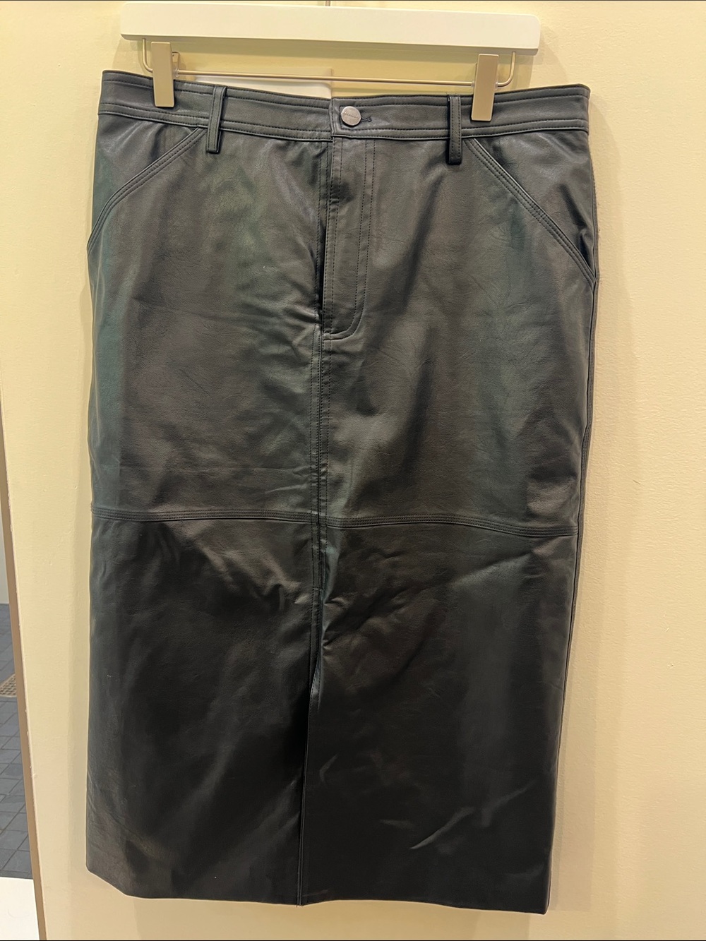 Sanctuary Women’s Black Faux Leather Skirt